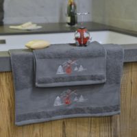 Set linge éponge de bain télécabine gris avec gant de toilette, serviettes, tapis et grand linge de bain de douche