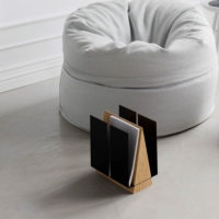 Porte magazine minimaliste et design en chêne et métal noir mat – Image 6