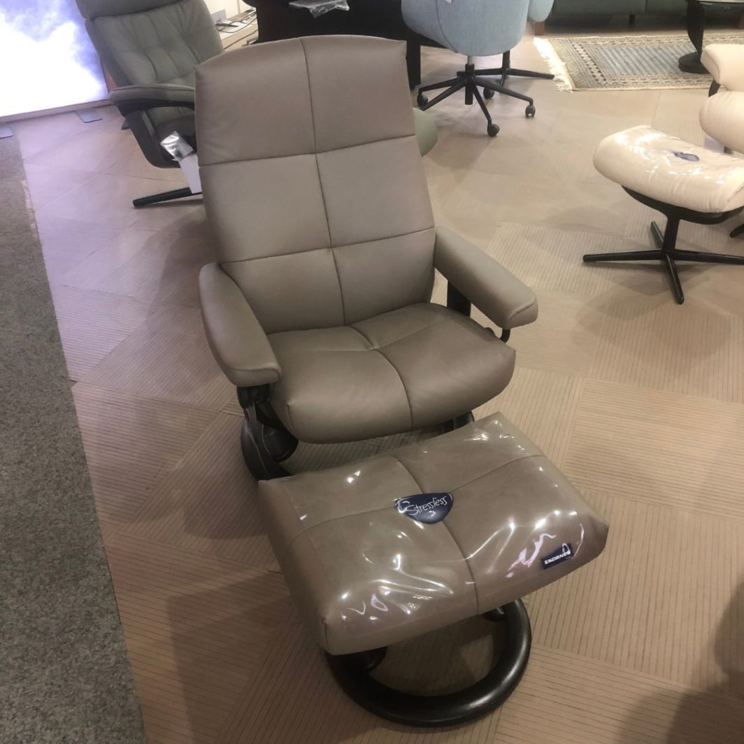 Fauteuil David Classic + Pouf