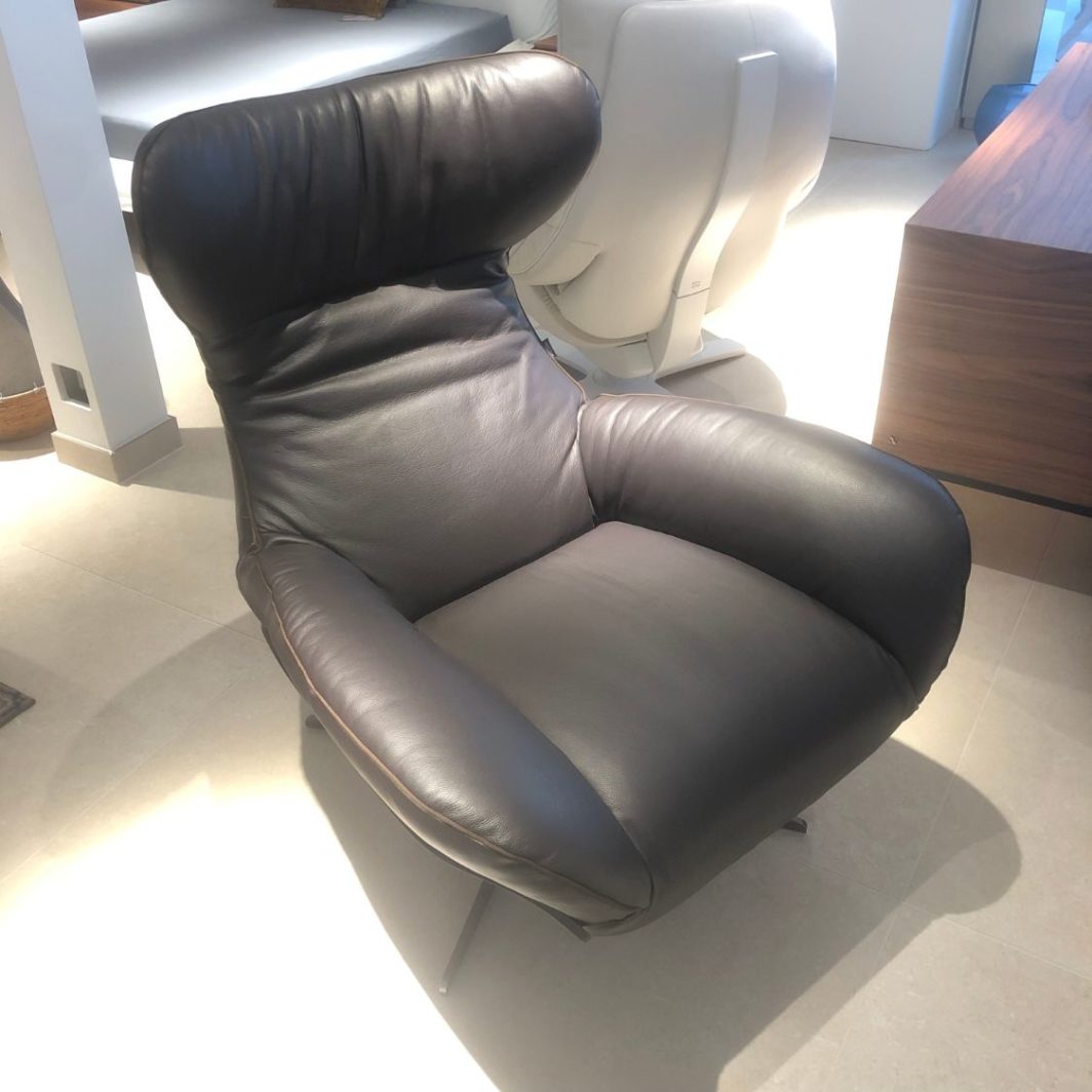 Fauteuil 2996 Natuzzi ILIA  A54 avec mécanisme d'inclinaison électrique